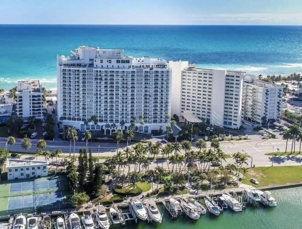 5401 Collins Avenue Miami Beach FL 33140
