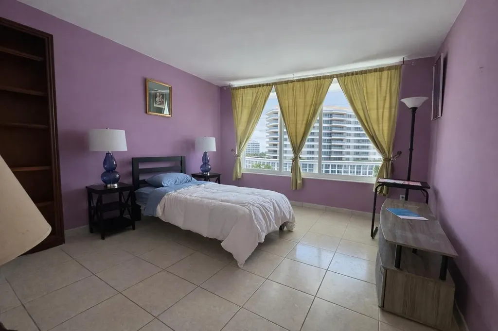 5401 Collins Avenue Miami Beach FL 33140