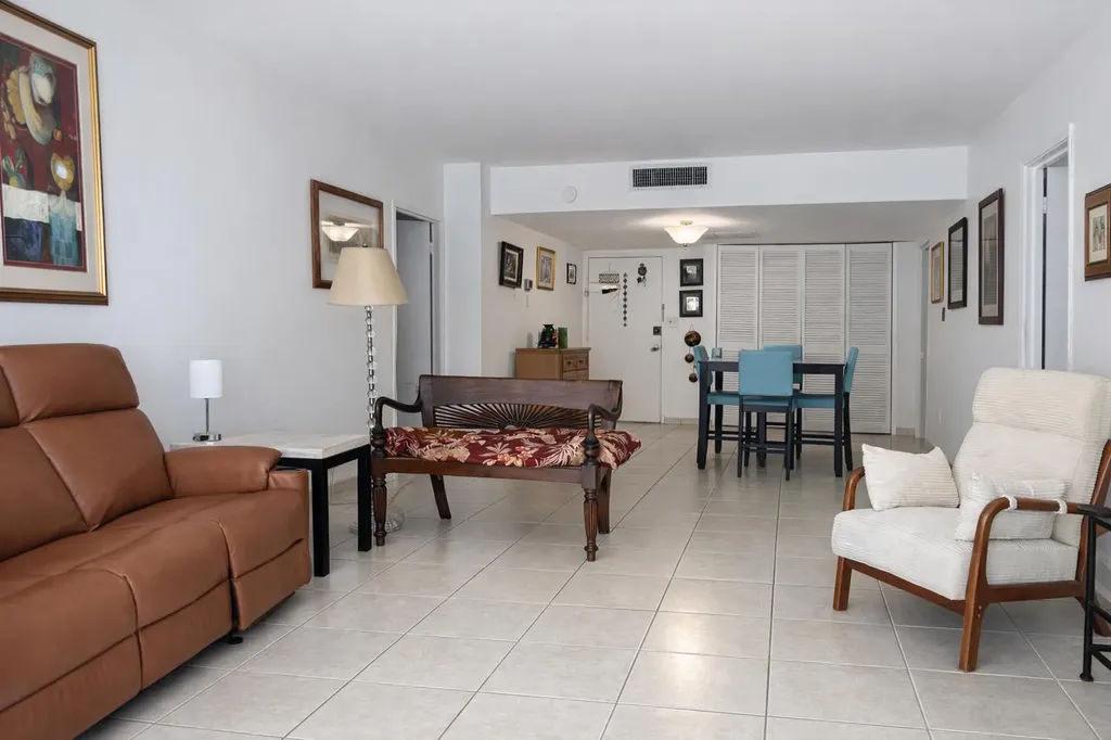 5401 Collins Avenue Miami Beach FL 33140