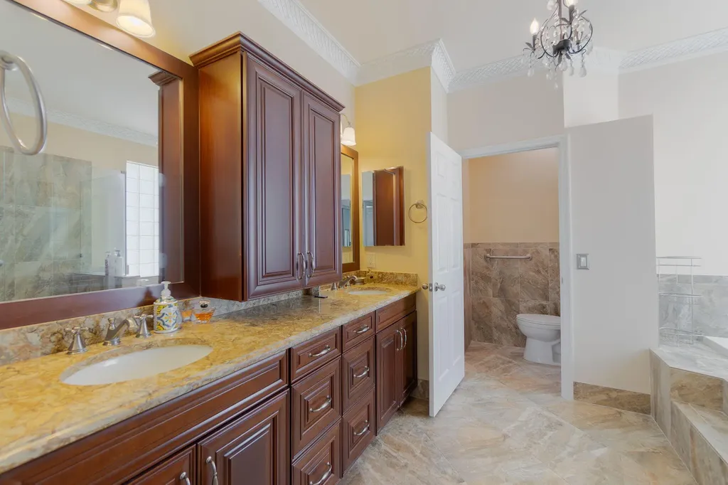 6005 Newport Village Way Lake Worth FL 33463