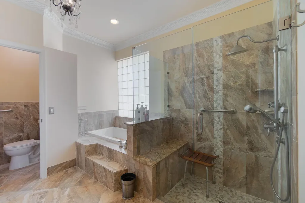 6005 Newport Village Way Lake Worth FL 33463