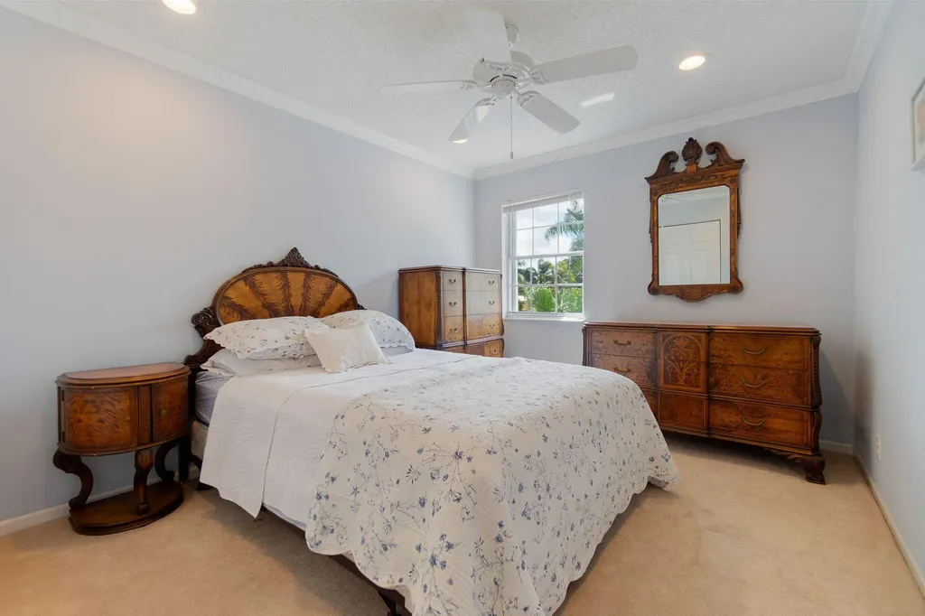 6005 Newport Village Way Lake Worth FL 33463