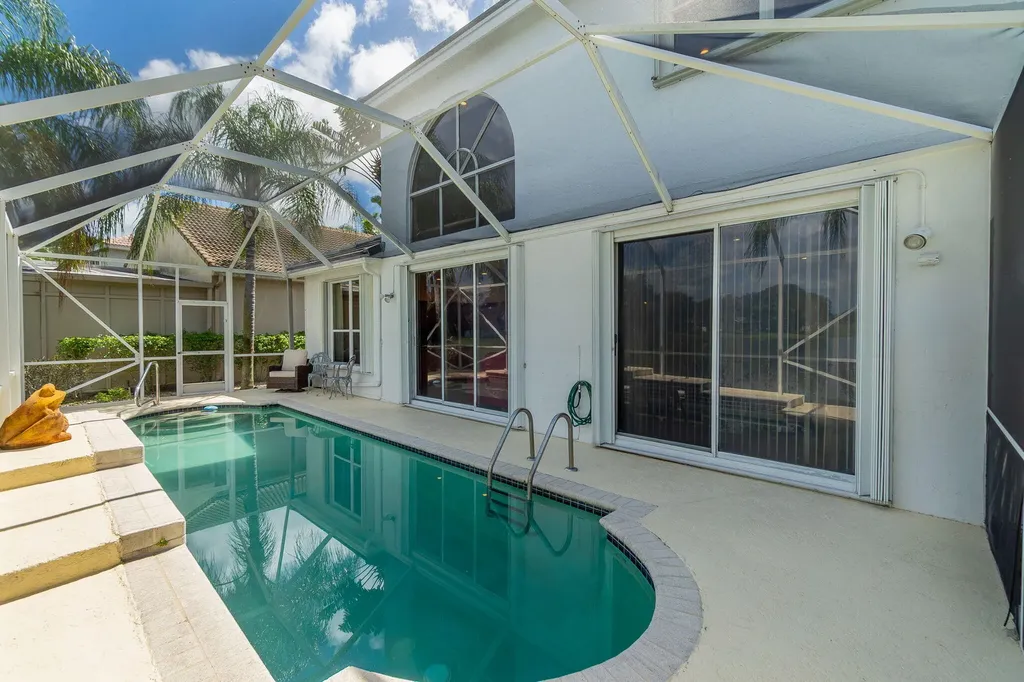 6005 Newport Village Way Lake Worth FL 33463