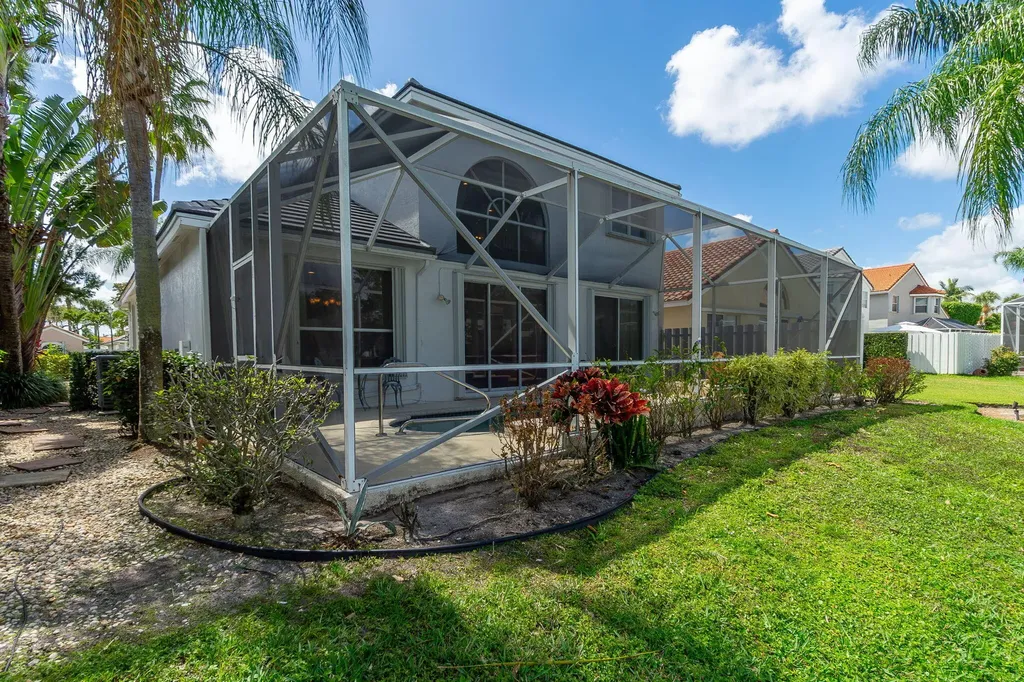 6005 Newport Village Way Lake Worth FL 33463