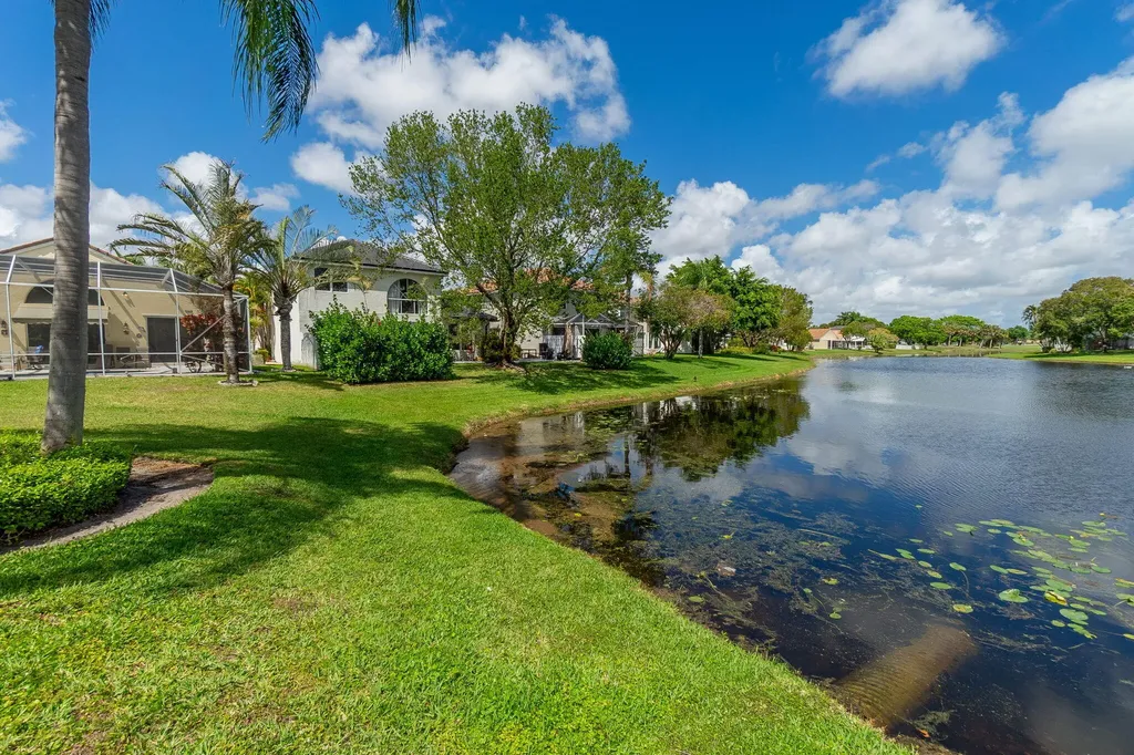 6005 Newport Village Way Lake Worth FL 33463