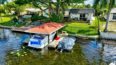 6647 Paul Mar Drive Lantana FL 33462