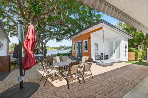 6647 Paul Mar Drive Lantana FL 33462