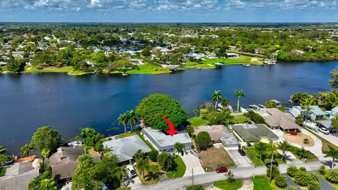 6647 Paul Mar Drive Lantana FL 33462