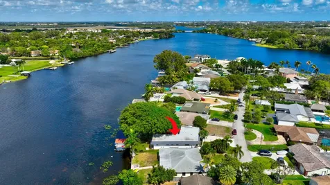 6647 Paul Mar Drive Lantana FL 33462