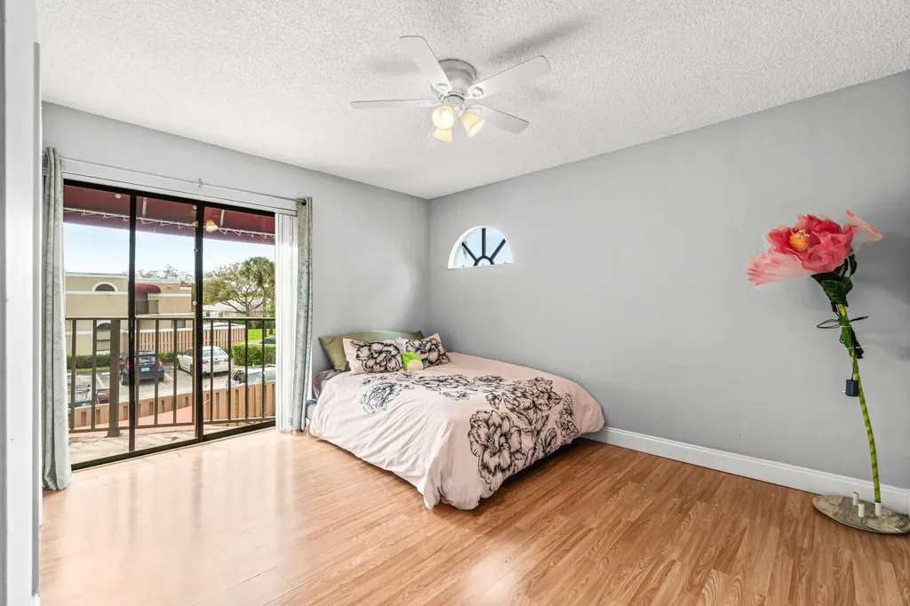 3900 Village Drive Delray Beach FL 33445