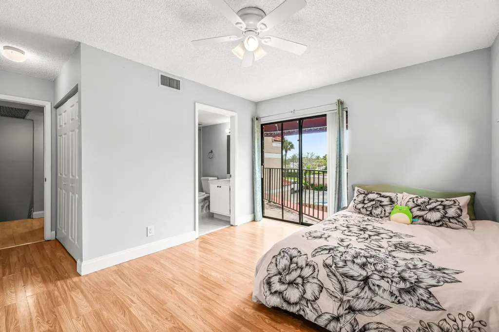 3900 Village Drive Delray Beach FL 33445