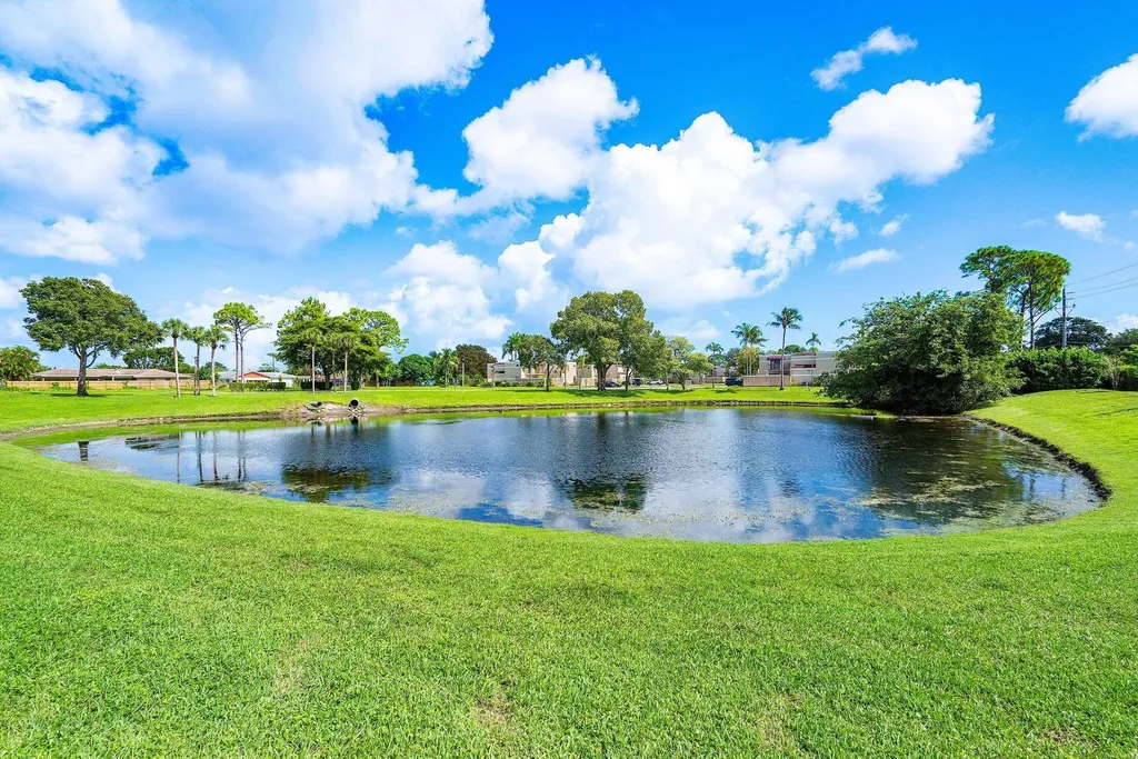 3900 Village Drive Delray Beach FL 33445