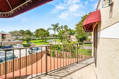 3900 Village Drive Delray Beach FL 33445