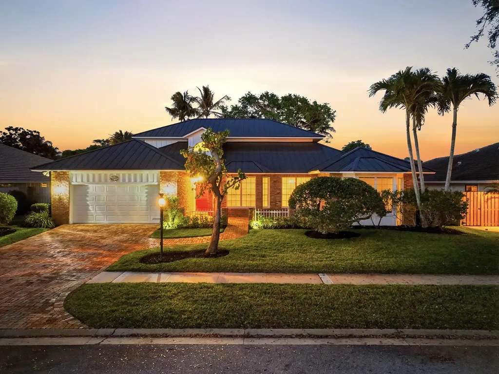 12886 La Rochelle Circle Palm Beach Gardens FL 33410