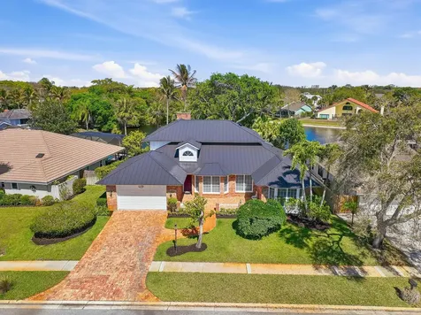 12886 La Rochelle Circle Palm Beach Gardens FL 33410