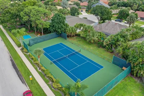 12886 La Rochelle Circle Palm Beach Gardens FL 33410