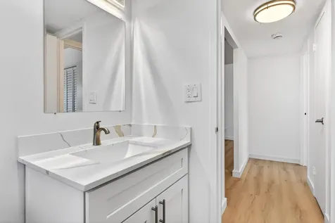 2555 NE 11th Street Fort Lauderdale FL 33304