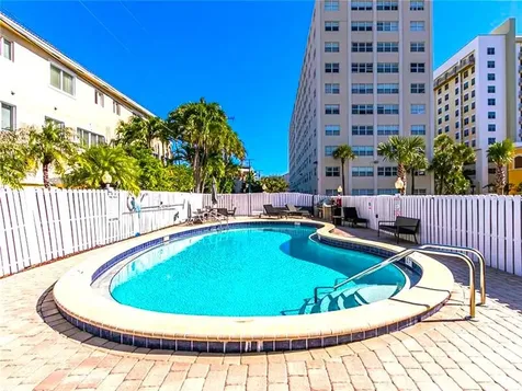 2555 NE 11th Street Fort Lauderdale FL 33304