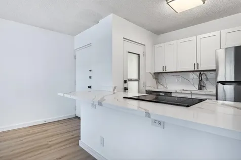 2555 NE 11th Street Fort Lauderdale FL 33304