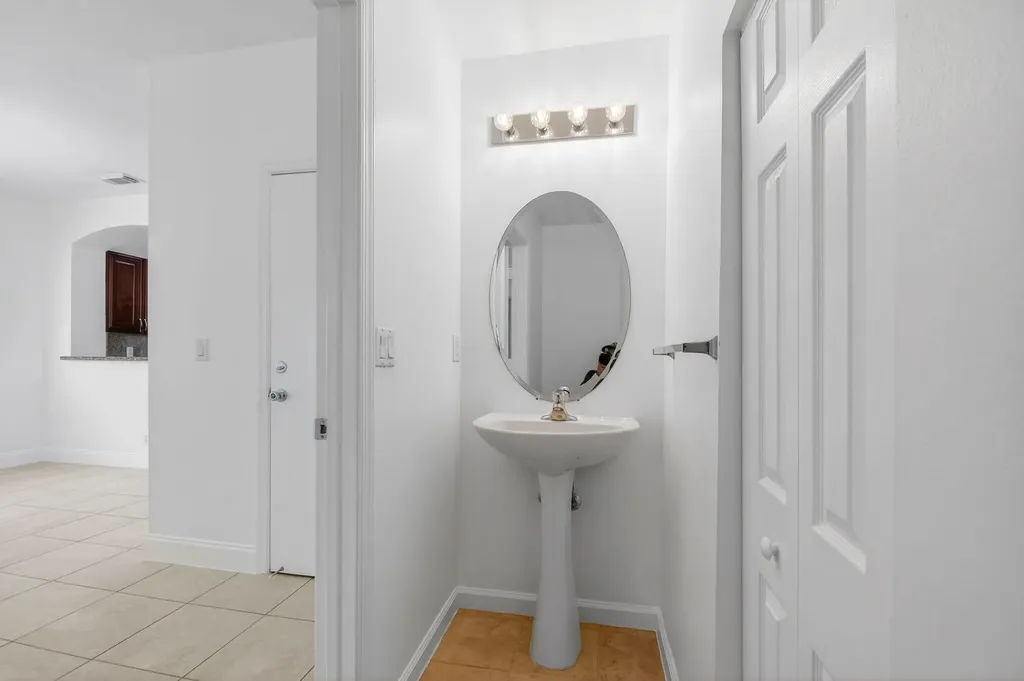 3092 N Evergreen Circle E Boynton Beach FL 33426