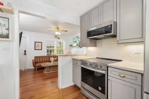 8 Surf Road Boynton Beach FL 33435