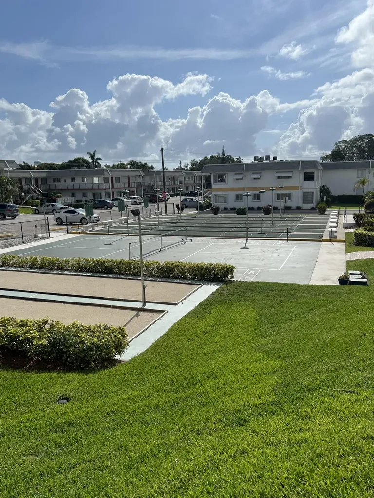 3280 Cynthia Lane Lake Worth Beach FL 33461