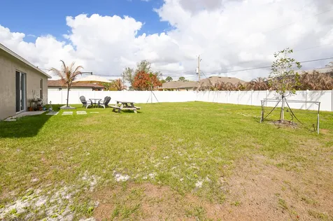 931 SW Sultan Drive Port St Lucie FL 34953