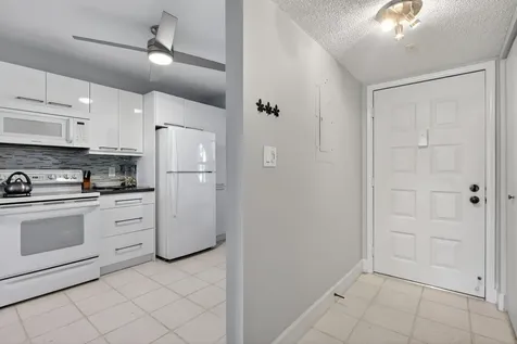 3485 Environ Boulevard Lauderhill FL 33319