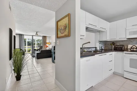 3485 Environ Boulevard Lauderhill FL 33319