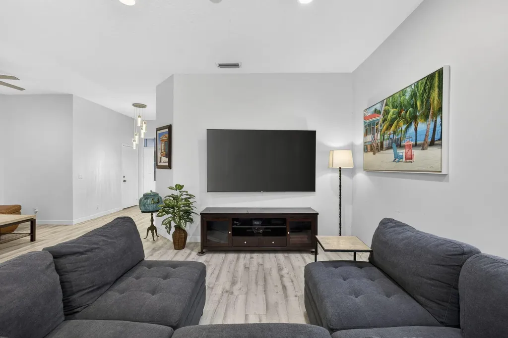 8281 Heritage Club Drive West Palm Beach FL 33412