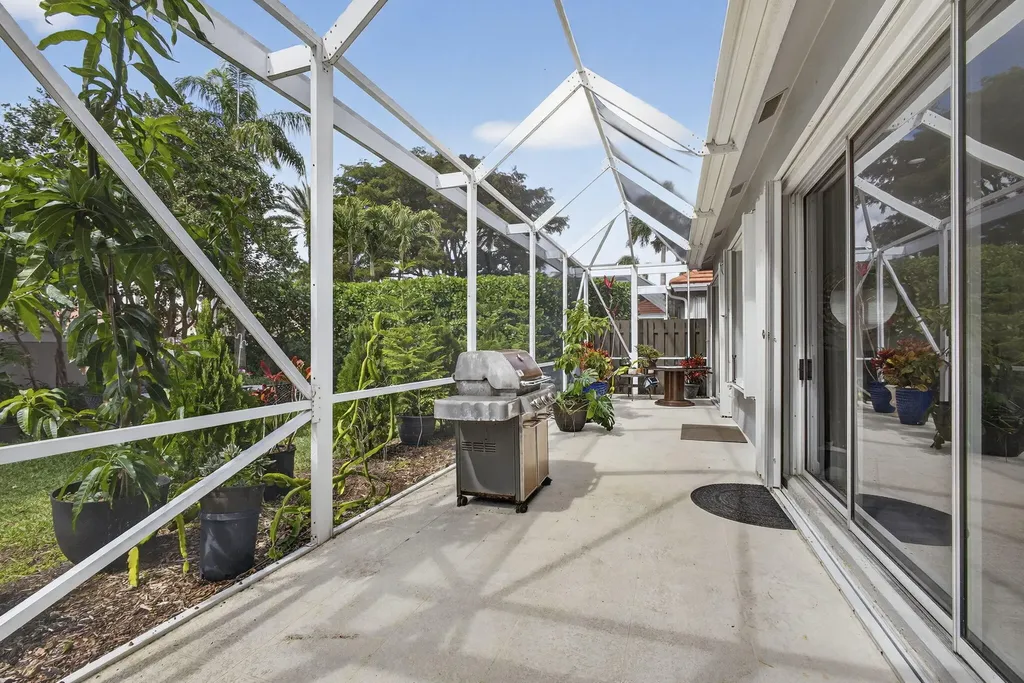 8281 Heritage Club Drive West Palm Beach FL 33412