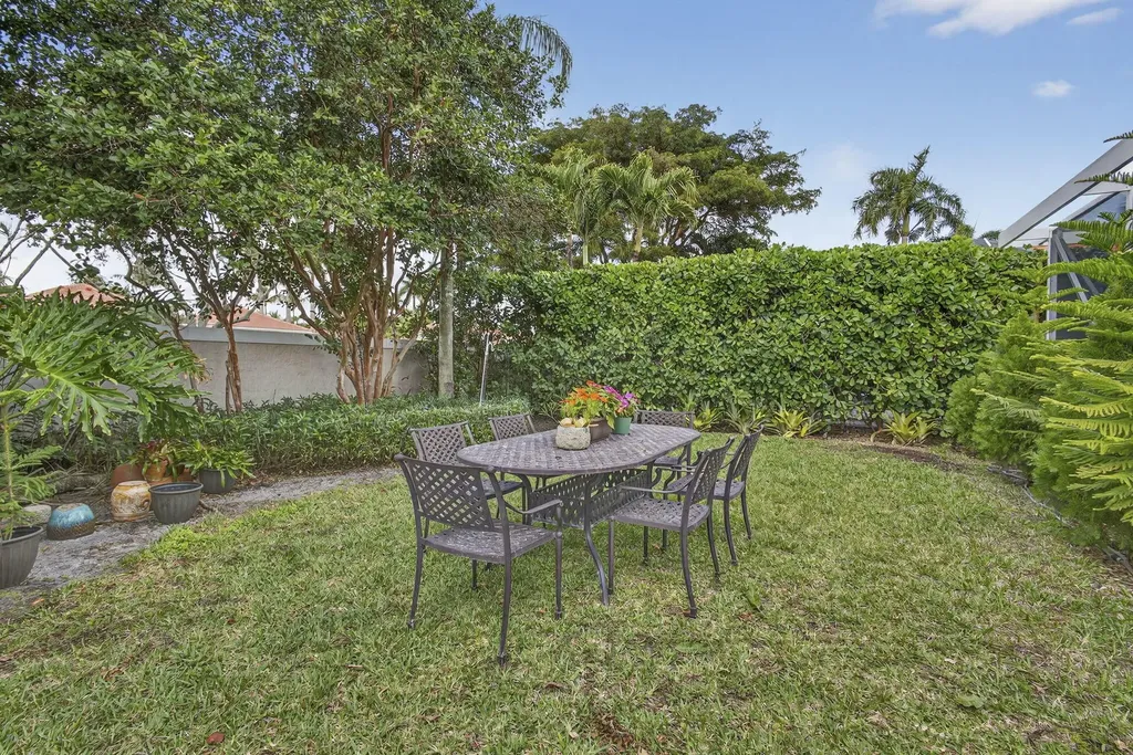 8281 Heritage Club Drive West Palm Beach FL 33412