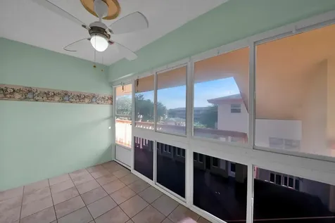 5300 Washington Street Pembroke Pines FL 33025