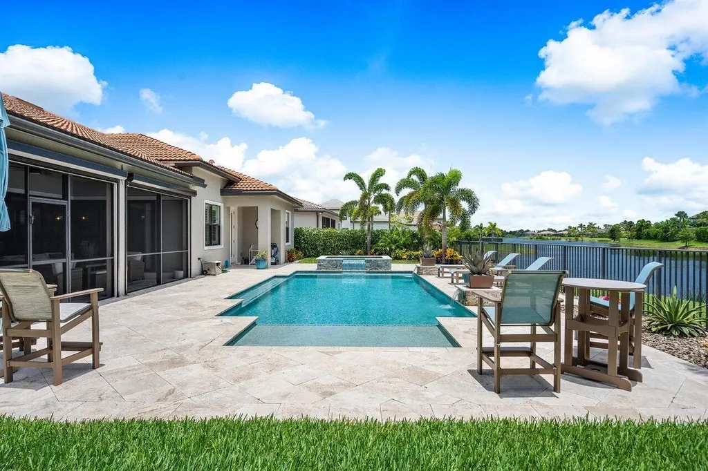 114 Blanca Isle Lane Jupiter FL 33478