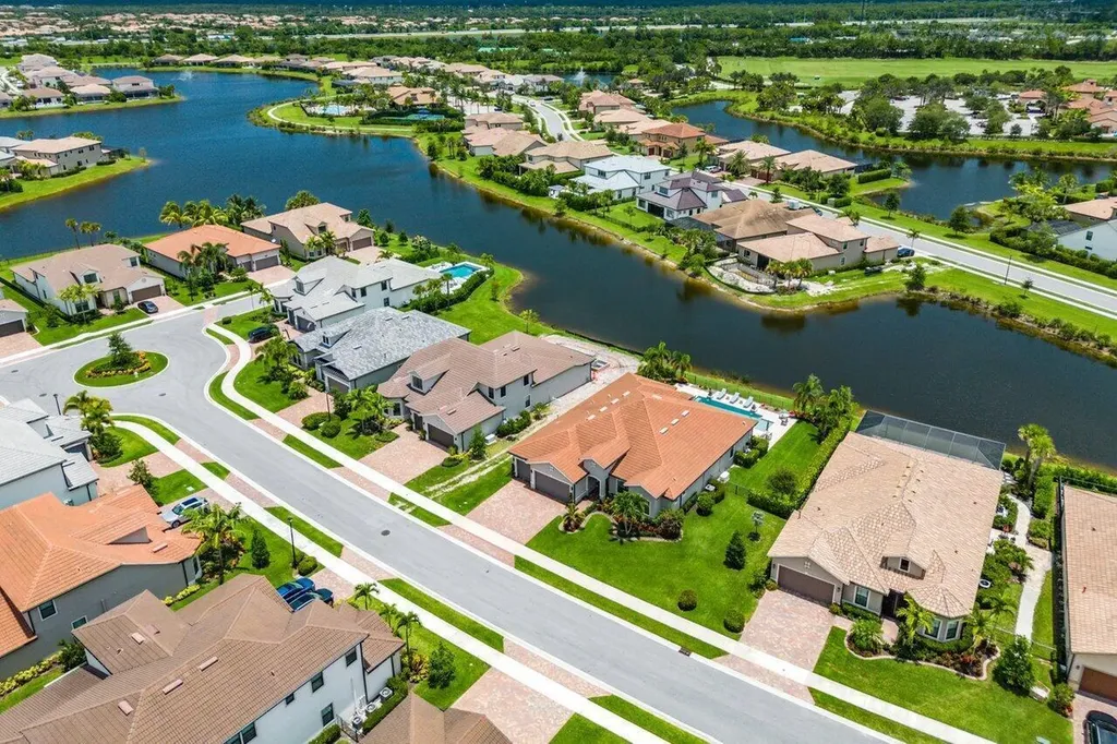 114 Blanca Isle Lane Jupiter FL 33478