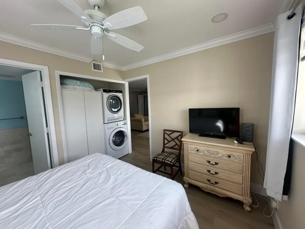 7 Colonial Club Drive Boynton Beach FL 33435
