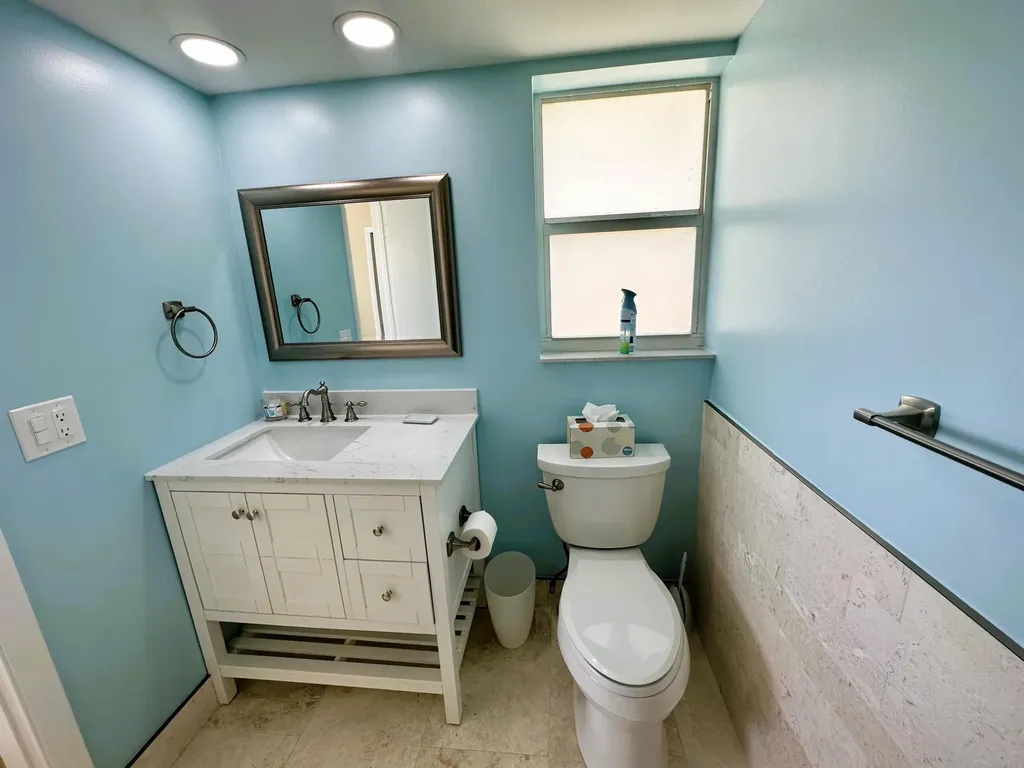 7 Colonial Club Drive Boynton Beach FL 33435