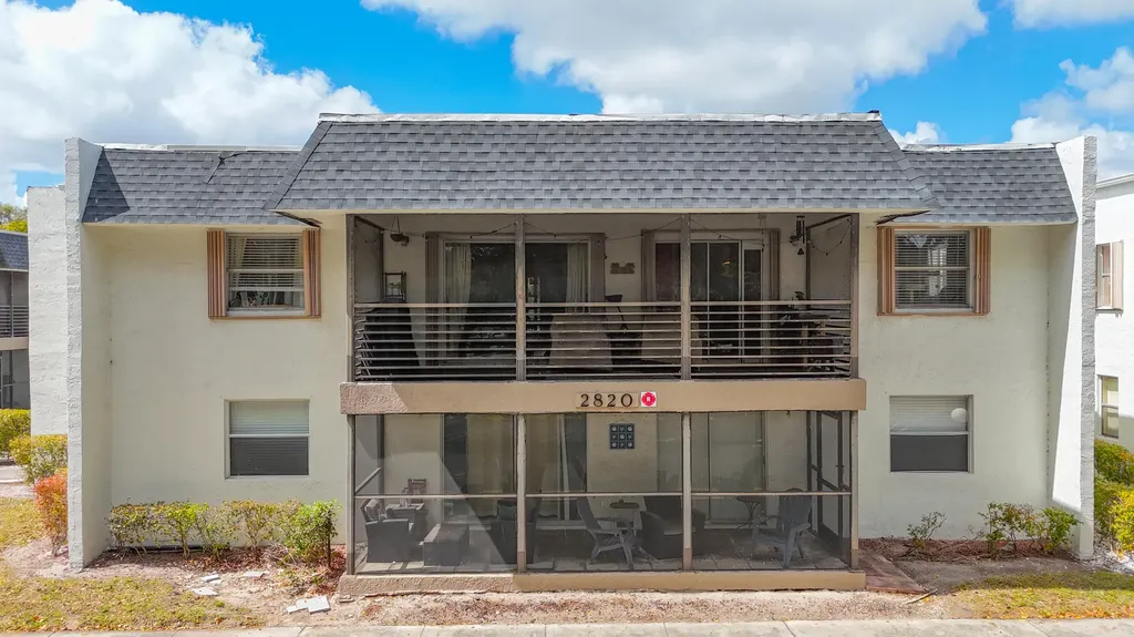 2820 Riverside Drive Coral Springs FL 33065