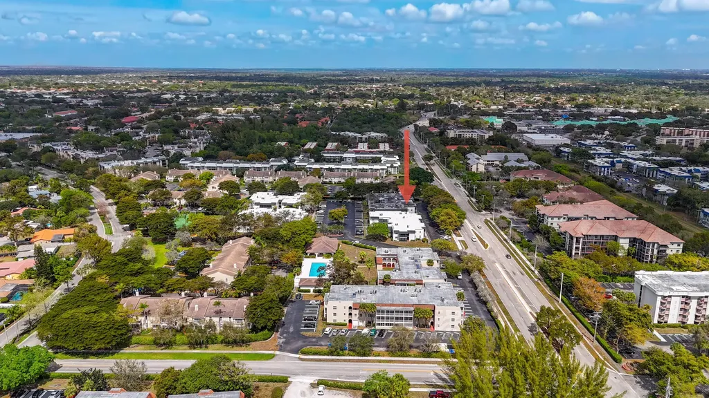 2820 Riverside Drive Coral Springs FL 33065