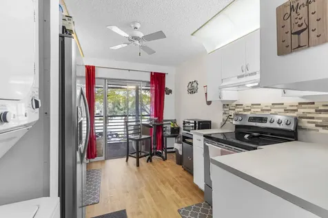 2820 Riverside Drive Coral Springs FL 33065