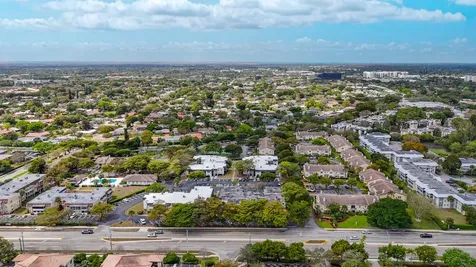 2820 Riverside Drive Coral Springs FL 33065