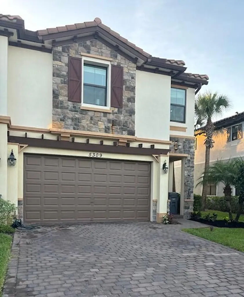5309 Santa Maria Avenue Boynton Beach FL 33436