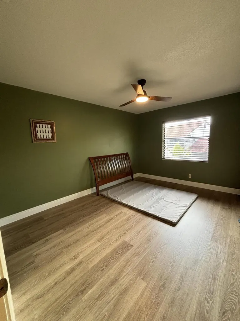 3 Vía De Casas Sur Boynton Beach FL 33426
