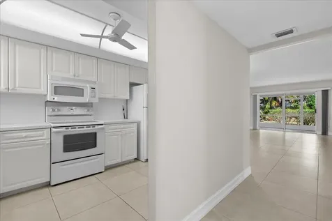 1251 SE Sugar Sands Boulevard Riviera Beach FL 33404