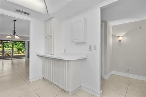 1251 SE Sugar Sands Boulevard Riviera Beach FL 33404