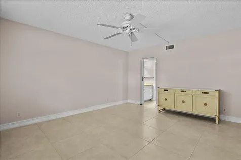 1251 SE Sugar Sands Boulevard Riviera Beach FL 33404