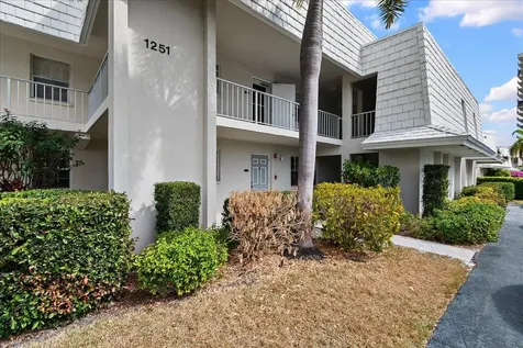 1251 SE Sugar Sands Boulevard Riviera Beach FL 33404