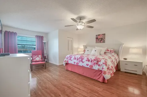 3930 Inverrary Boulevard Lauderhill FL 33319