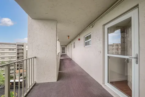 3930 Inverrary Boulevard Lauderhill FL 33319