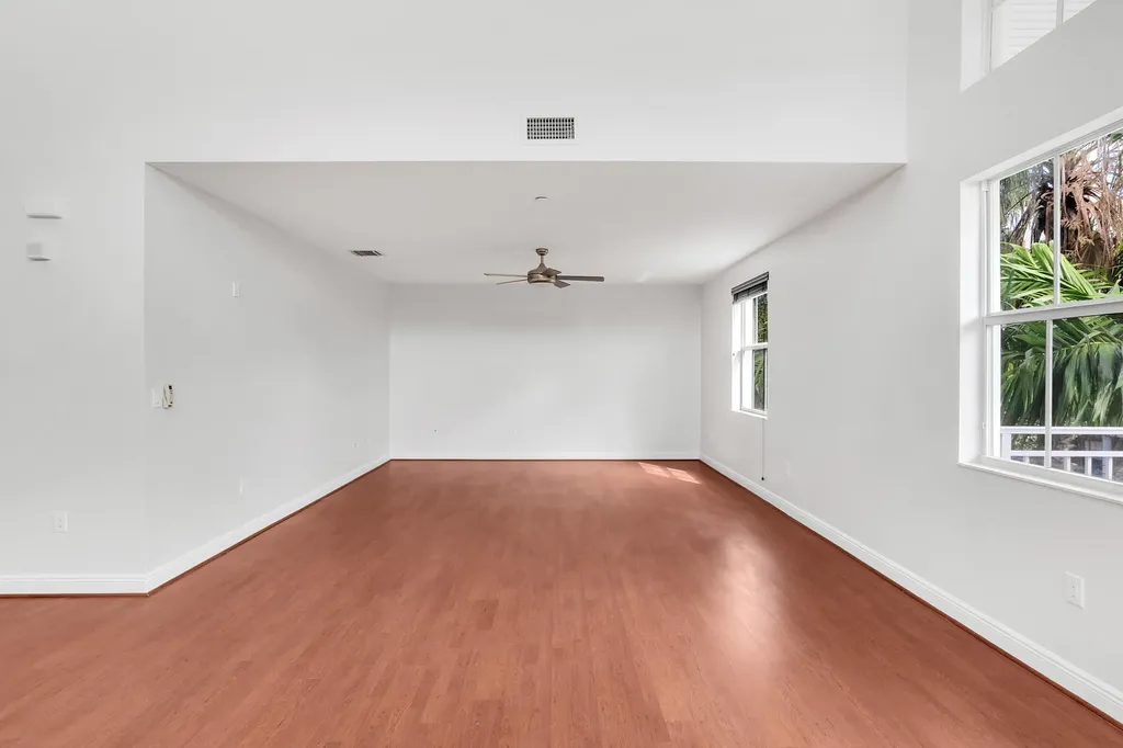 427 SW 13th Terrace Fort Lauderdale FL 33312